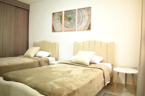 Luxury apartment with pool - image 3