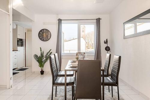 Létesítmények, Loopafstand van Lokale Winkels en Zeedijk! - Prachtig Vakantiehuis! in Centrum