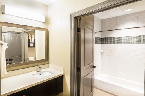 One-Bedroom King Suite with Sofa Bed