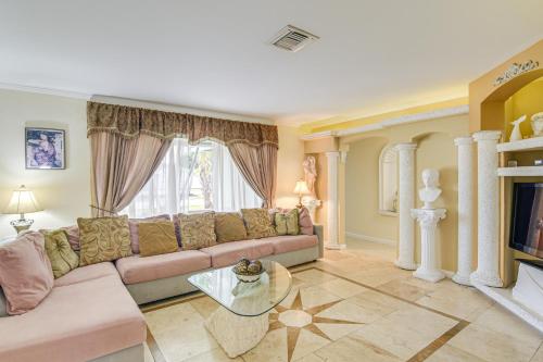 Pompano Beach Home with Pool and Dock about 4 Mi to Pier! in Pompano Beach, USA