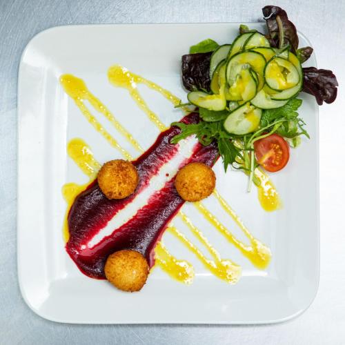 Essen und Erfrischungen, Ashes Seafood Restaurant Accommodation in Dingle