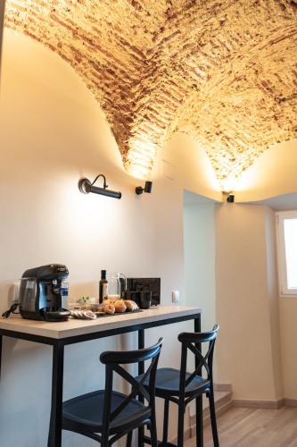 카세레스 Qazris Suites 4성급 게스트하우스 수영장