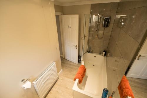 淋浴間, Ballachulish - small double room nr Glencoe in 巴拉區里斯