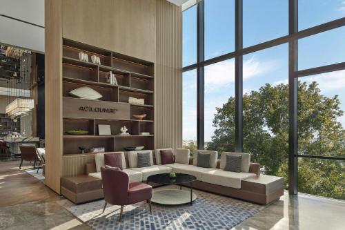 大堂, AC Hotel by Marriott Suzhou Industrial Park in 蘇州