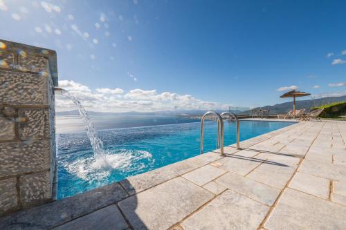 Apartment with Sea View image 1
