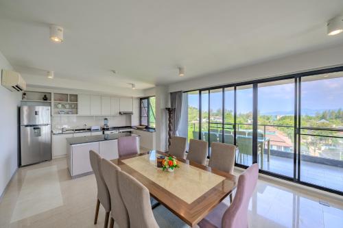 Facilities, 6th Avenue Surin Beach in Phuket