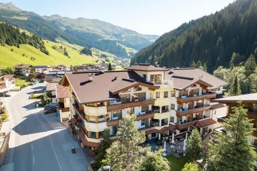 Hotel Pinzger Tux in Tux, Österreich