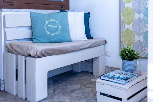 Studio with Sea View image 2