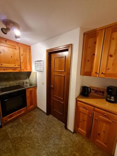 Kitchen, Chesa Margun Surlej Engadin St Moritz Nahe Corvatschbahn in Silvaplana