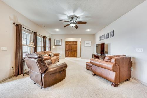 Spacious Branson West Retreat Pool and Golf Access!