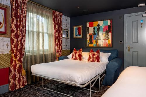 room detail thumbnail 1