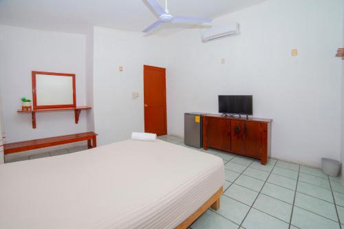 . Hotel Del Profe, Huatulco