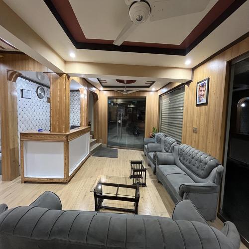 Blue Sky Hotel & Restaurant Skardu in 斯卡度