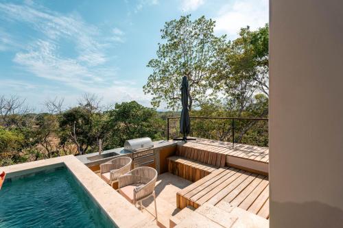 662715324 Alaya Yoga & Surf & Retreat