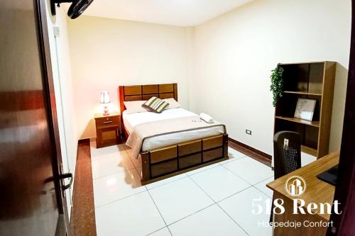 Studio Backpackers Wifi, Central , Fan in Santa Cruz De La Sierra