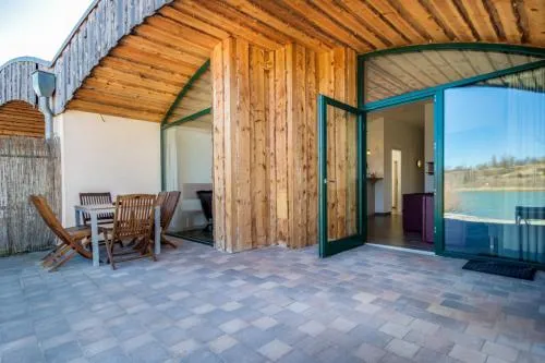 LAGOVIDA Dünenhaus Comfort Familia h am Störmthaler See in Großpösna, Deutschland