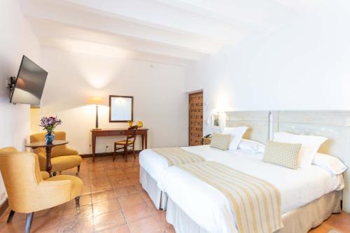 Hotel Puerta de la Luna - image 8