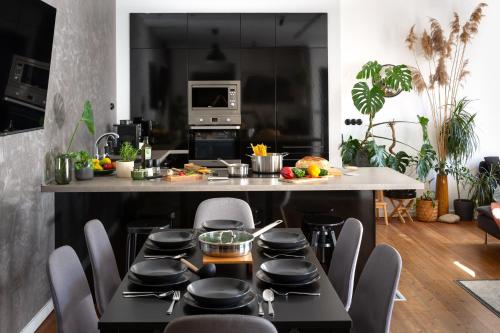 EverGreen - Design & Spacious Old Town Apartment with AC, 1,5 Bath, Family-Friendly, Bratislava (fotografie 4)