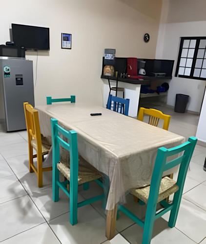 Létesítmények, C12 · Casa 2 niveles, alberca y vista al manglar in Centro