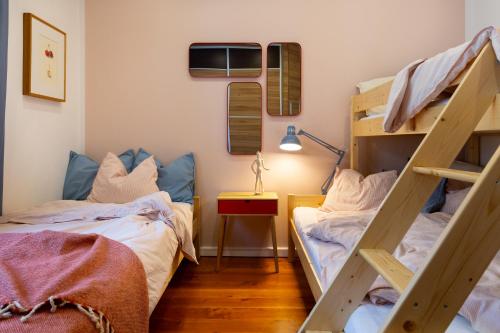 EverGreen - Design & Spacious Old Town Apartment with AC, 1,5 Bath, Family-Friendly, Bratislava (fotografie 7)