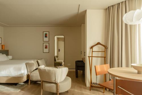 POSTCODE Liberdade - image 13