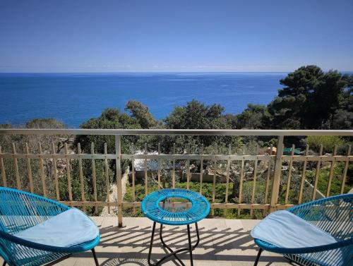  Living Castro Apartments in Castro di Lecce