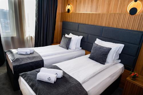 Park Hotel Plovdiv - image 2