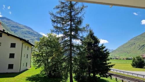 Sonnenzauber in Andermatt, Schweiz