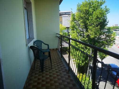 Two-Bedroom Apartment with View image 8