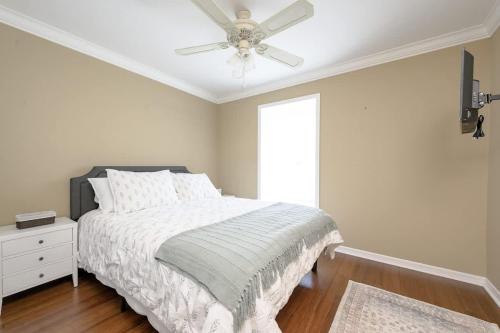 Enjoy Beautiful Ormond Beach 4BR Apt WiFi & Pool Enjoy Beautiful Ormond Beach 4BR Apt WiFi & Pool