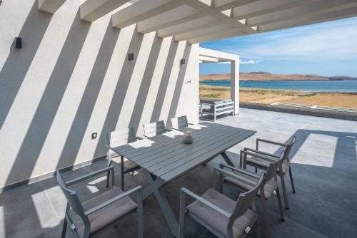 Aithra Lemnos in Thanos