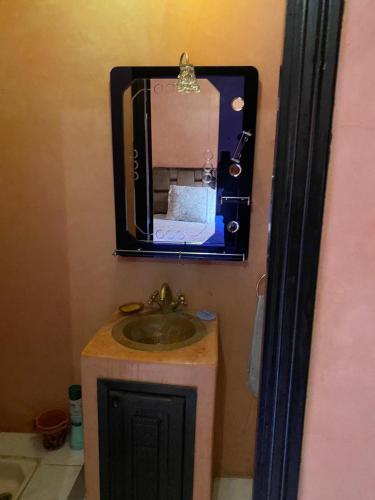 Riad House Medina 135 - Tap to explore photos