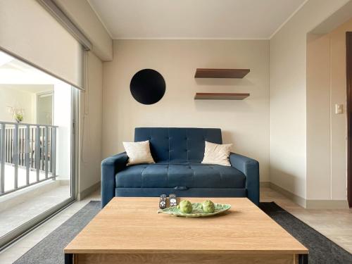 Horizon 2BR Flat by Geko