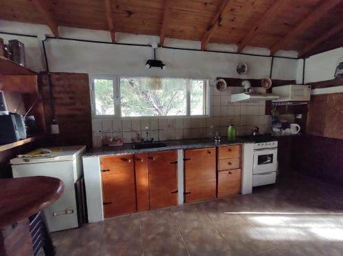 Cabaña ParaLelo 1 (Cabana ParaLelo 1) in 발네아리오 엘 콘도르