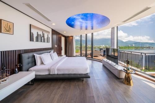 Cami Riverside Resort Da Nang near Ba Na Hills