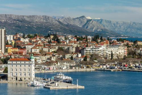 Apartment Romansa, Split (photo 7)