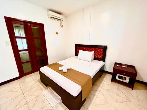 room detail thumbnail 0