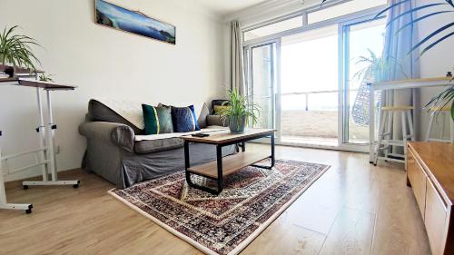 Jenny's Apartment, Шанхай