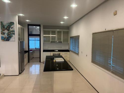 Bungalow Perkasa - image 11