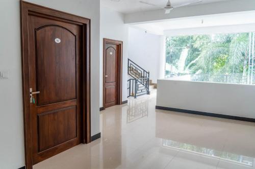 Exterior view, Jaffna City Palace Hotel in Jaffna