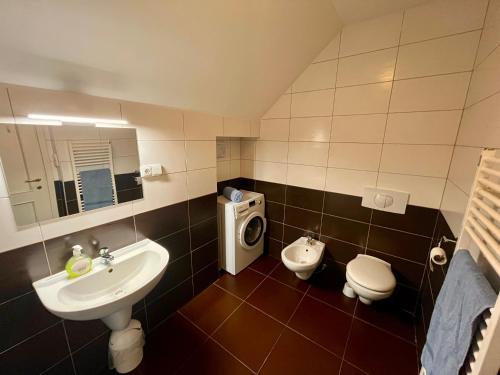 Riverbridge Apartments Prague - image 3