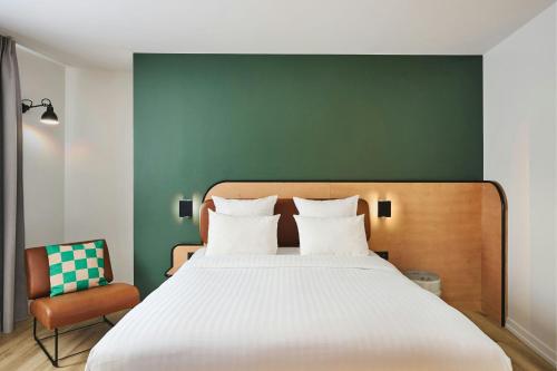 Moxy Paris Bastille - image 4