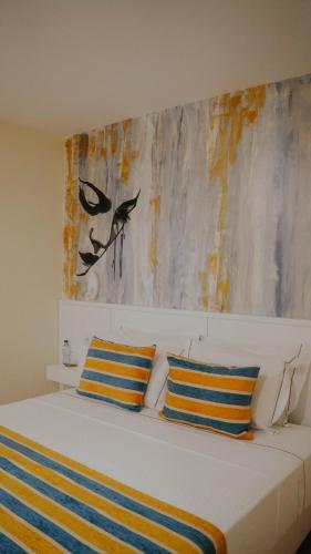 2 bedrooms, 3 beds