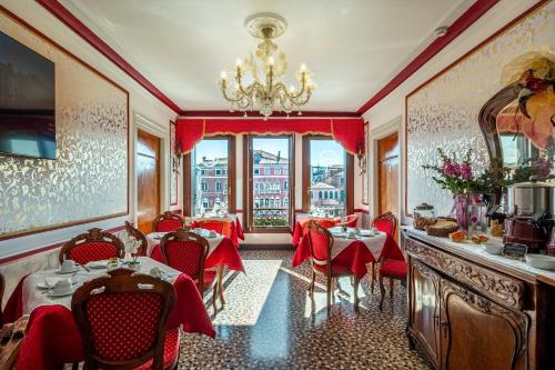 Antica Locanda Sturion Residenza d'Epoca - image 7