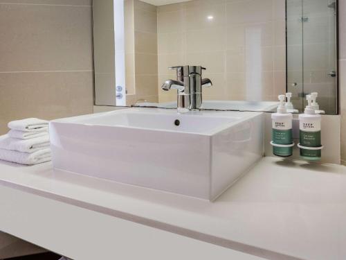 Novotel Sydney Olympic Park - image 4
