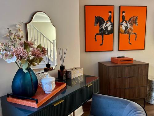 Bespoke one bed apartment by Sefton Park Sleeps 4, Liverpool (photo 7)