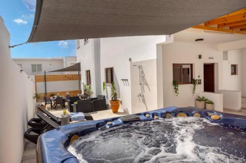 SEVIS SUITES 4