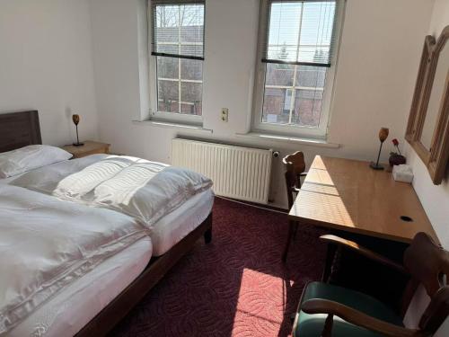 1 queen bed
