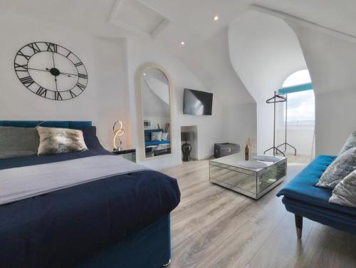 Modern 2-Bedroom Flat