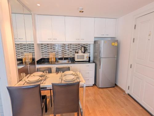 City Center Nana 4-Guest Suite 100m Nana BTS - image 5